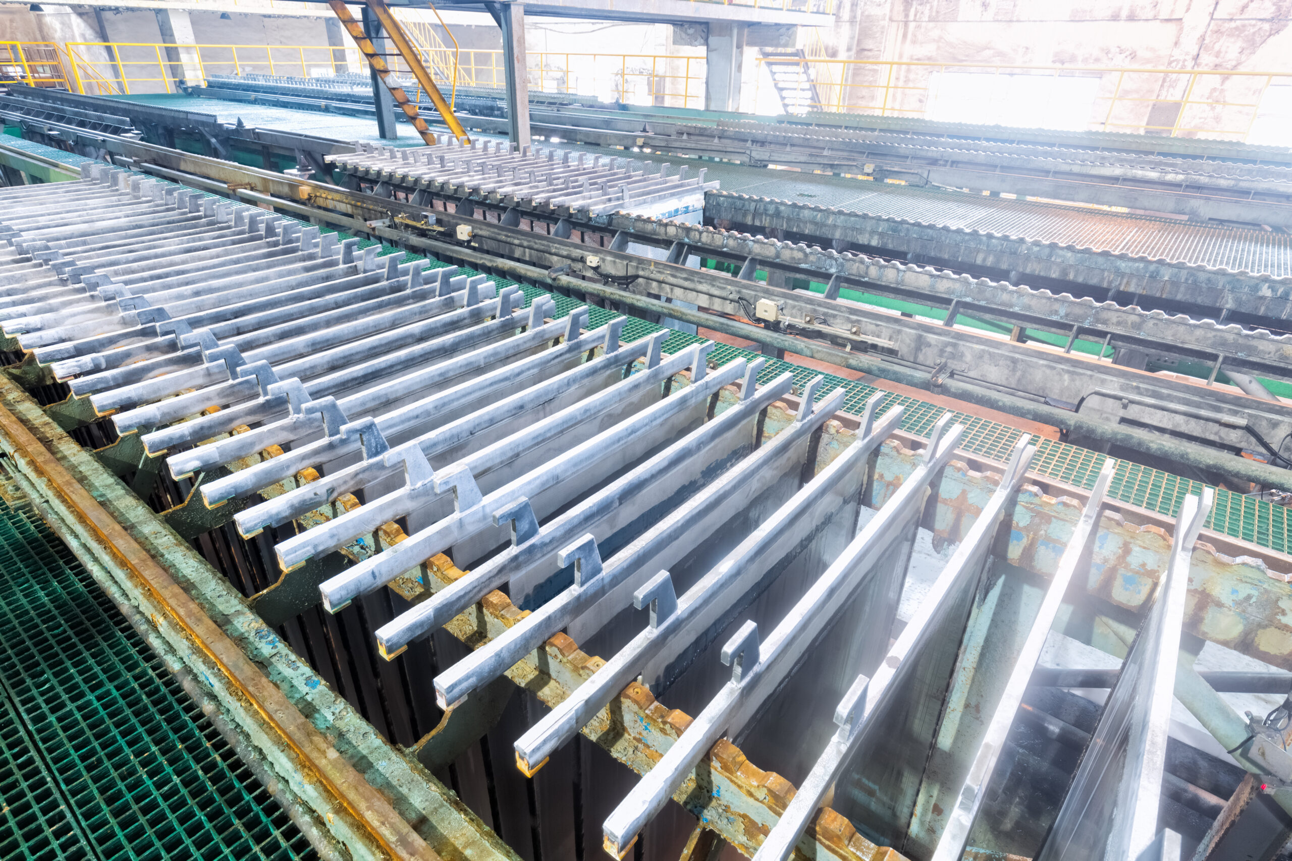 Nickel filtration filter cloth and solutions.